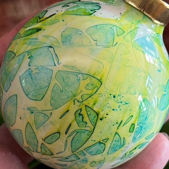 HANDCRAFTED Hand-Painted Porcelain Ornament (Set of 3) - Picture 5 of 7